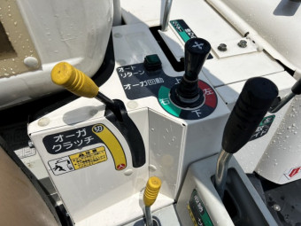 コンバイン ヤンマー AJ216M