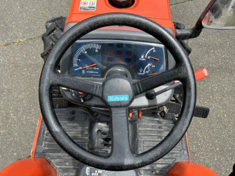 トラクター クボタ GB200