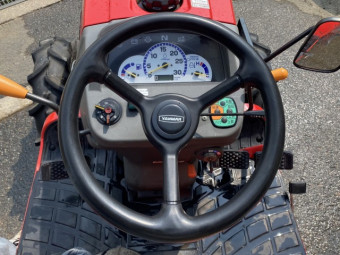ホイルトラクタ ヤンマー EF122