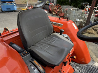 ホイルトラクター クボタ GL260