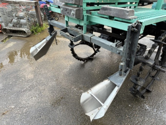 乗用溝切機 クボタ SPU650改