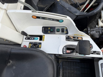 コンバイン クボタ AR216G