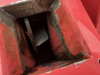 チッパシュレッダ 小松ゼノア SRE110