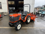 ホイルトラクタ クボタ B72