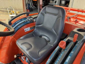 ホイルトラクタ クボタ KT300F