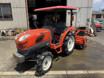 ホイルトラクタ クボタ T240D