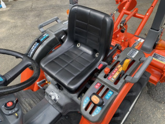 ホイルトラクタ クボタ GB110