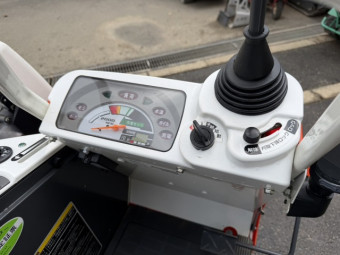 コンバイン クボタ S216G