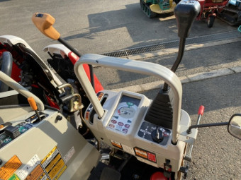 コンバイン ヤンマー Ee213