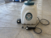 充電式背負噴霧器