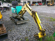 バックホー SV08