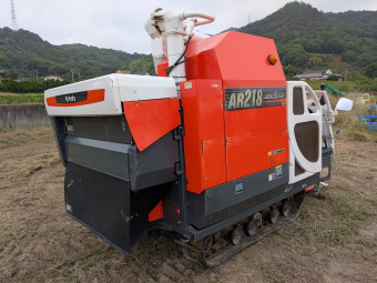 コンバイン AEROSTAR AR218