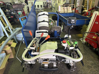 収穫機 枝豆収穫機 VHE10