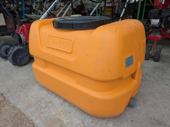 業務用ポリタンク LT-200