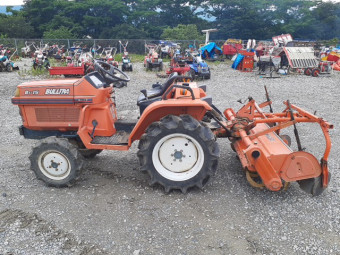 トラクター BULLTRA B1-15