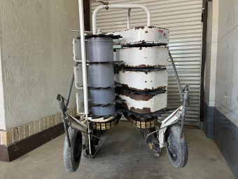 生姜ハーベスタ KGH-1