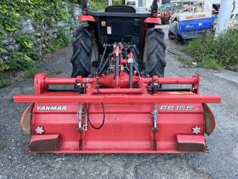 トラクタ- EG224