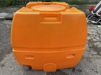 業務用ポリタンク 500L