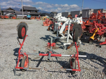 トラクター用マルチャ- MRT-1B