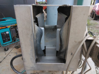 ねぎ皮むき機 スパットル