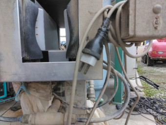 ねぎ皮むき機 スパットル