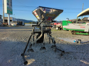 肥料散布機 サンソワー Xs F4