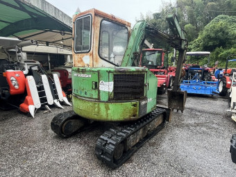 バックホー MX35
