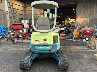 バックホー Vio20