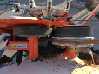 玉ねぎ掘取機 OH-1