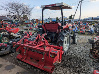 ホイルトラクタ MTR250