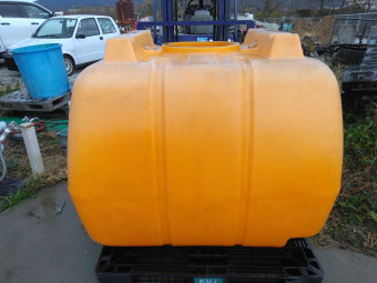 業務用ポリタンク 1000L