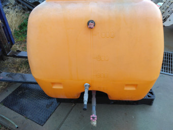 業務用ポリタンク 1000L