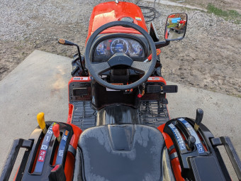 トラクター BULLSTAR JB15