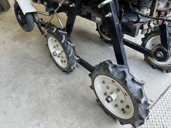 生姜ハーベスタ KH1300