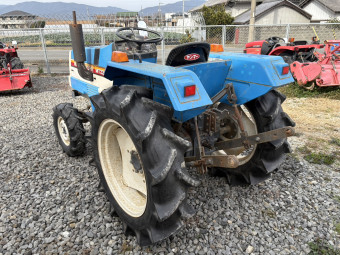 トラクター パルシード MT2201D