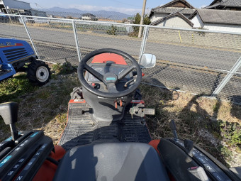 トラクター Granbia GB200