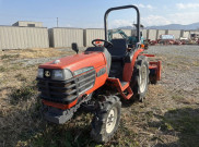 トラクター Granbia GB200