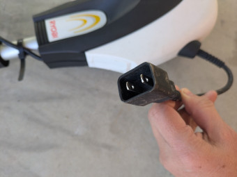 電動草刈機 AKS-6000