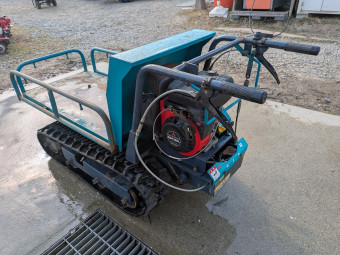 クローラー運搬車 PM240