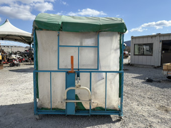 穀物散布コンテナ マクーラ