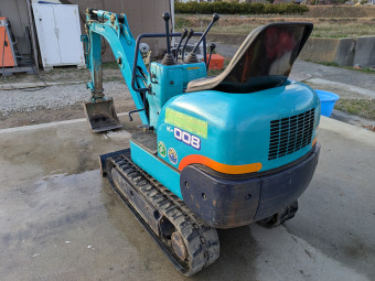 バックホー K-008