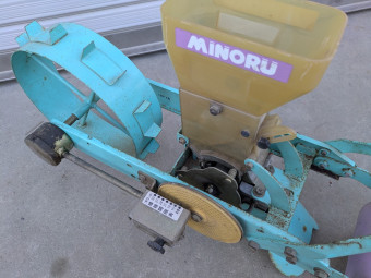 播種機 野菜播種機 PY-121