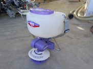 電動肥料散布機 均太 LM-91