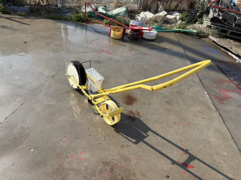 ロール式播種機 クリーンシーダ