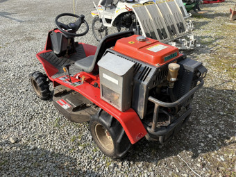 乗用草刈機 CM1801