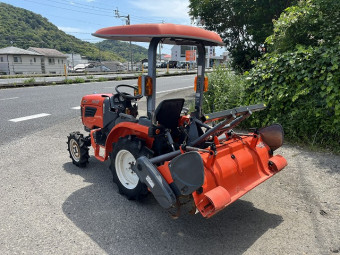 トラクター JB13