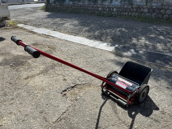 手動式芝刈り機 LM4D