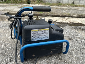 コンプレッサー