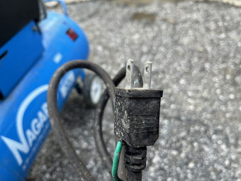 コンプレッサー