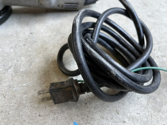 電気ディスクグラインダ